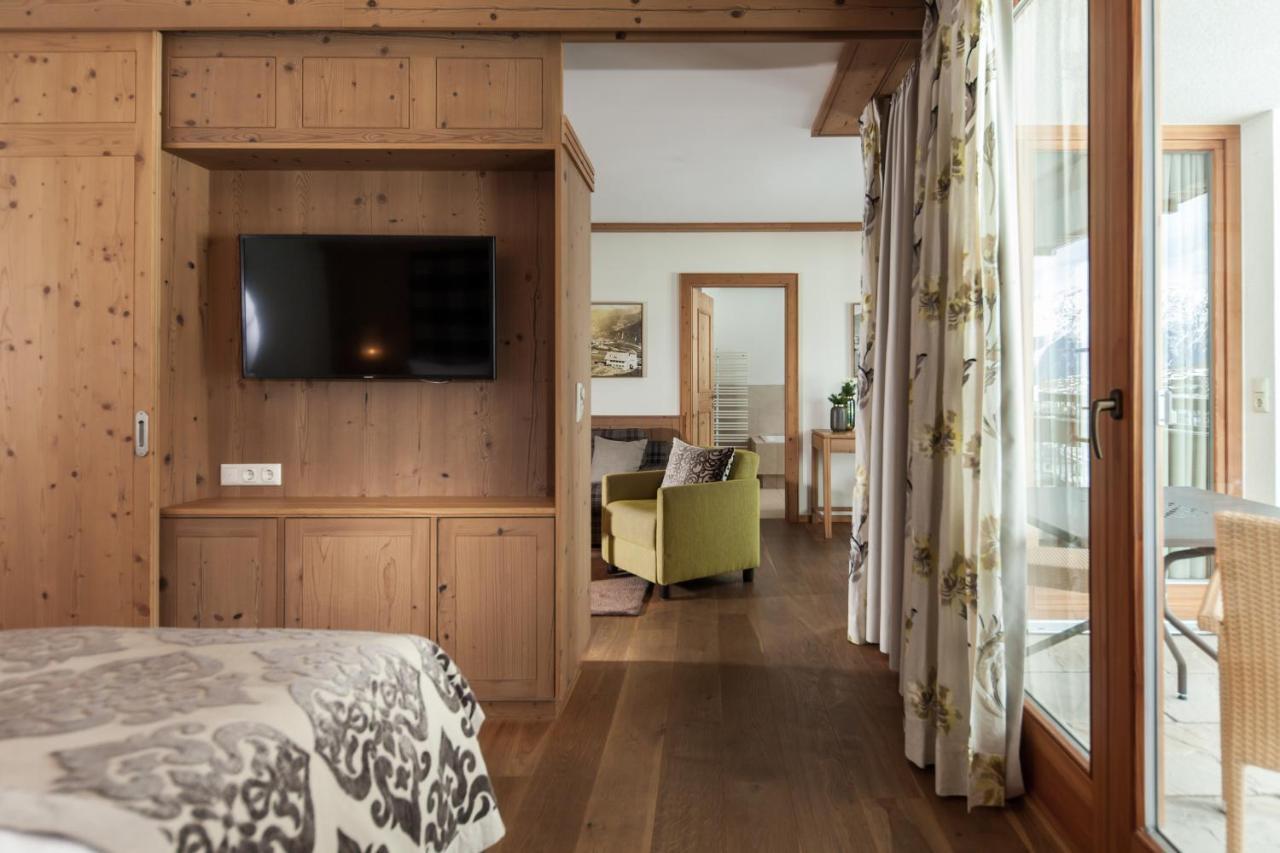 Schlosshotel Fiss Ngoại thất bức ảnh