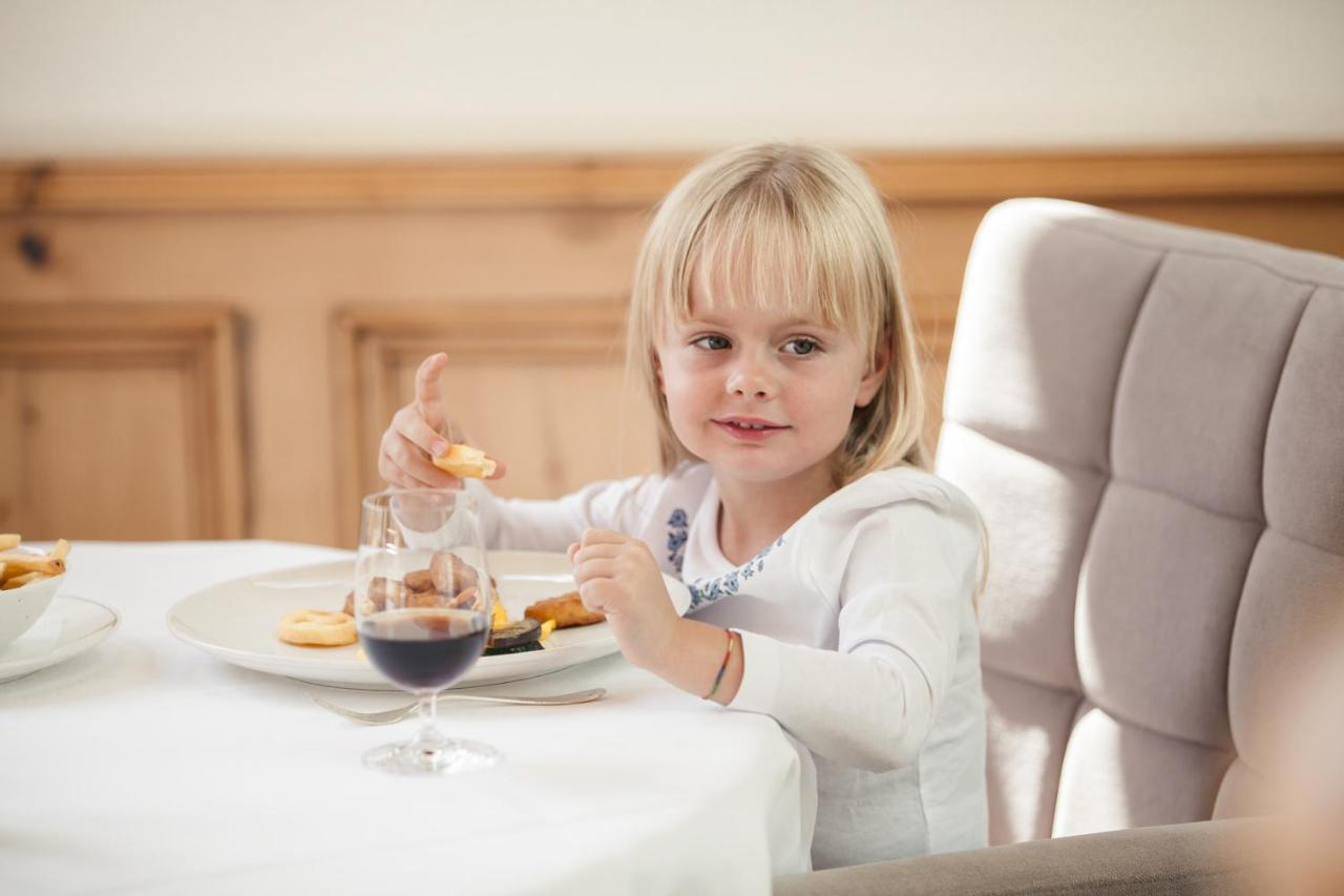 Schlosshotel Fiss Ngoại thất bức ảnh